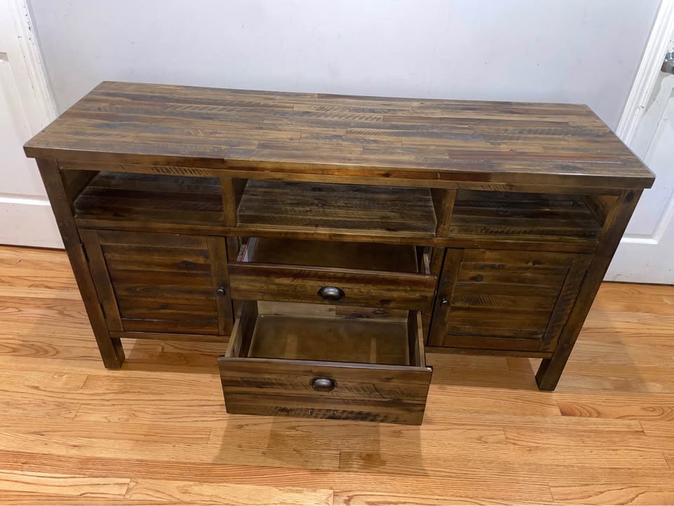 Artisan's Craft 50" Farmhouse Media TV Console - photo 4