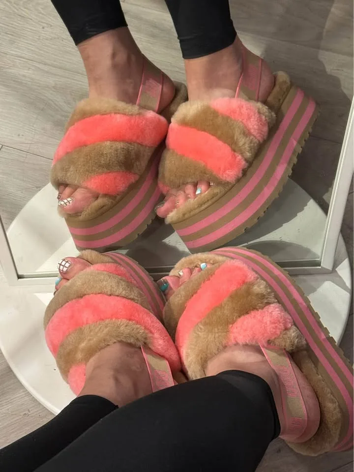 Women’s Shoes Size 8 image indicator(5)