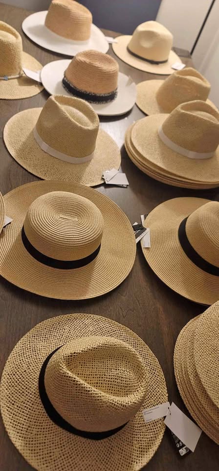 Summer hot, Sombrero de verano