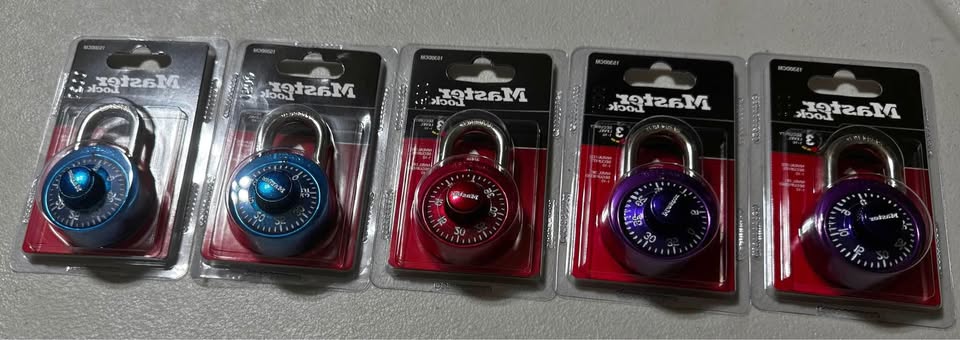 Brand new Master lock Combination locks (bulk)