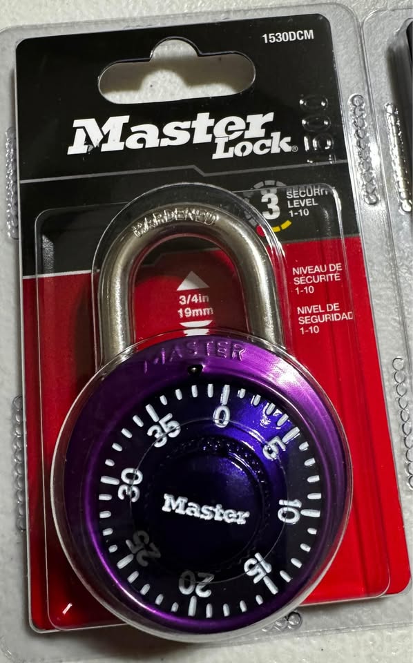 Brand new Master lock Combination locks (bulk) - photo 2