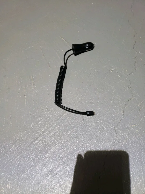 IPhone car charger thumbnail