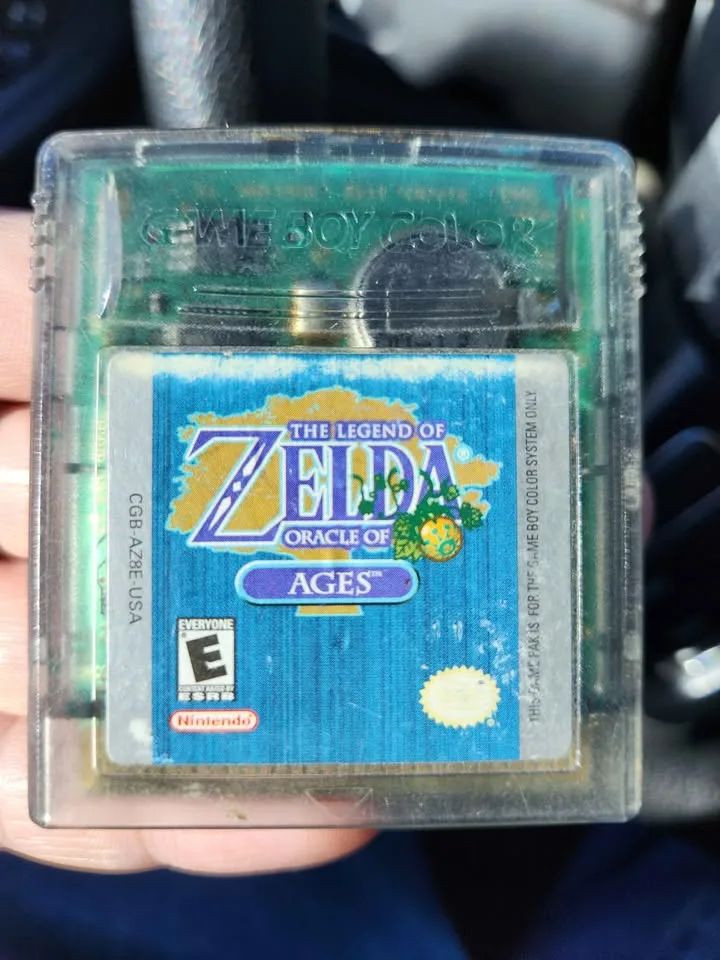 The Legend of Zelda: Oracle of Ages (Game Boy Color) image indicator(2)