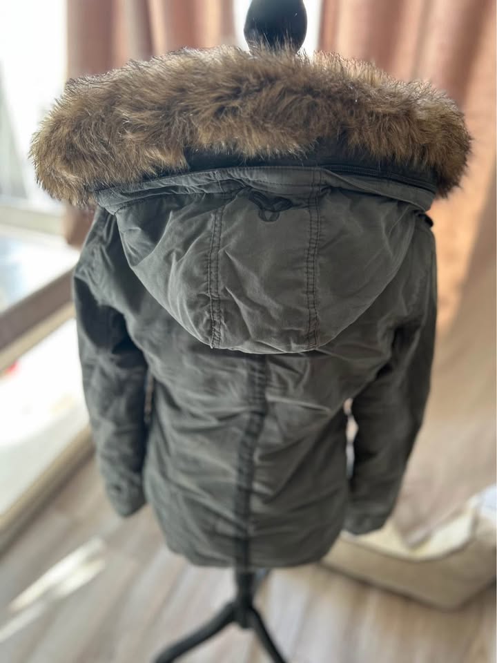 TNA Aritzia Platoon Jacket in size Small - photo 4