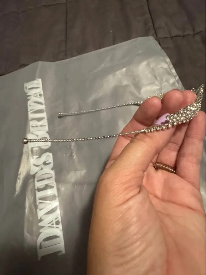 👑 Bridal Tiara – Never Worn! ✨ image indicator(5)