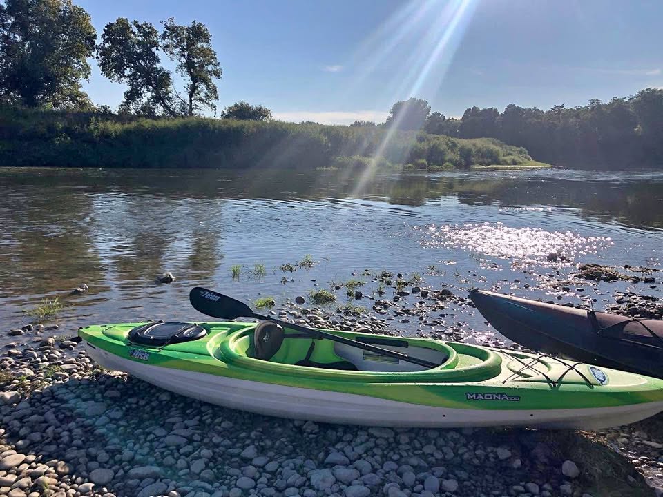 Pelican Magna Kayak