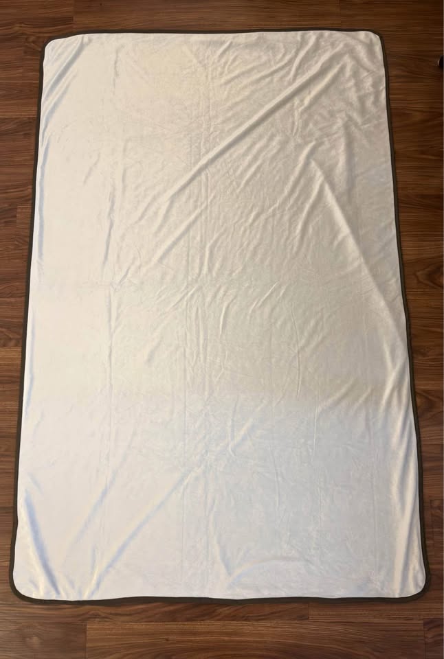 Reversible super soft blanket - photo 4