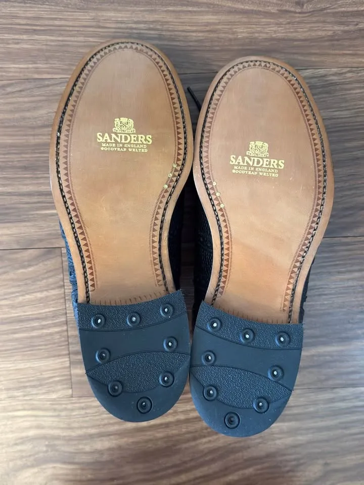 Men’s Leather Oxfords image indicator(2)