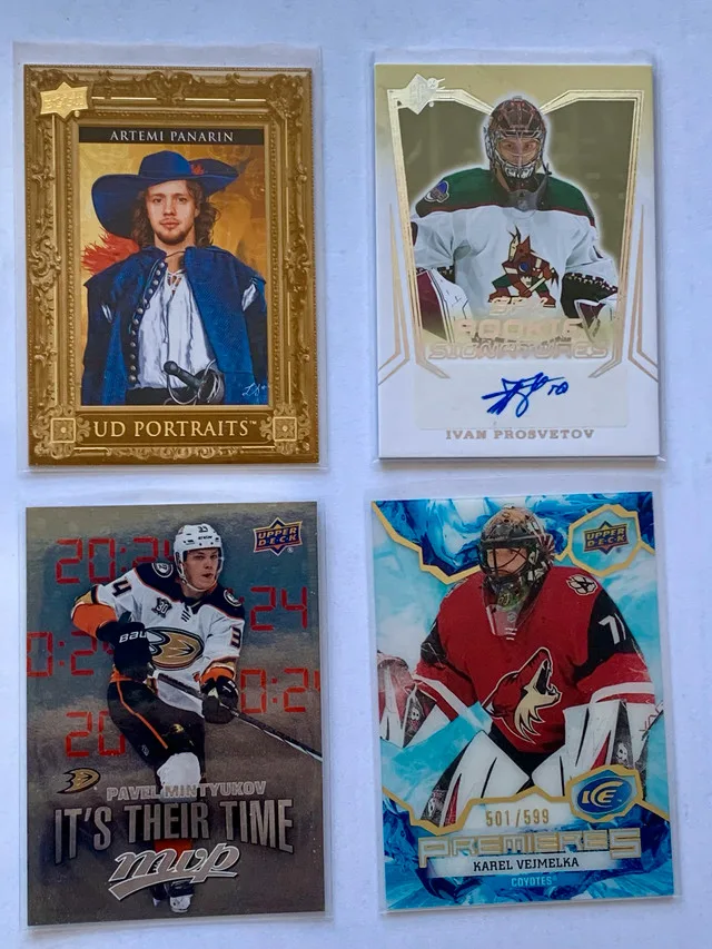 24 NHL Hockey Cards, 1 Signature, 1 Numbered Card thumbnail