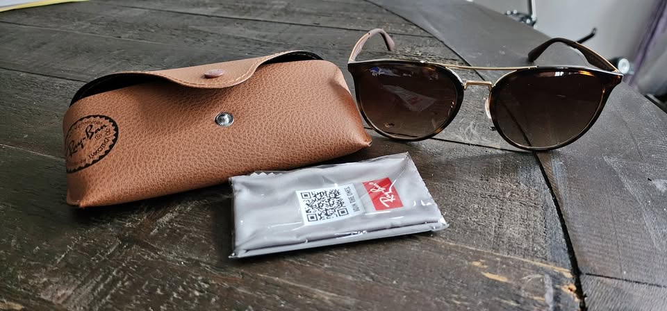 Brand new Ray-ban RB4285 size 55-20 well reviewed seller