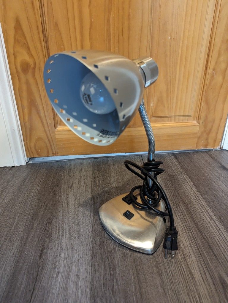 Adjustable Vintage Stainless Steel Desk Lamp