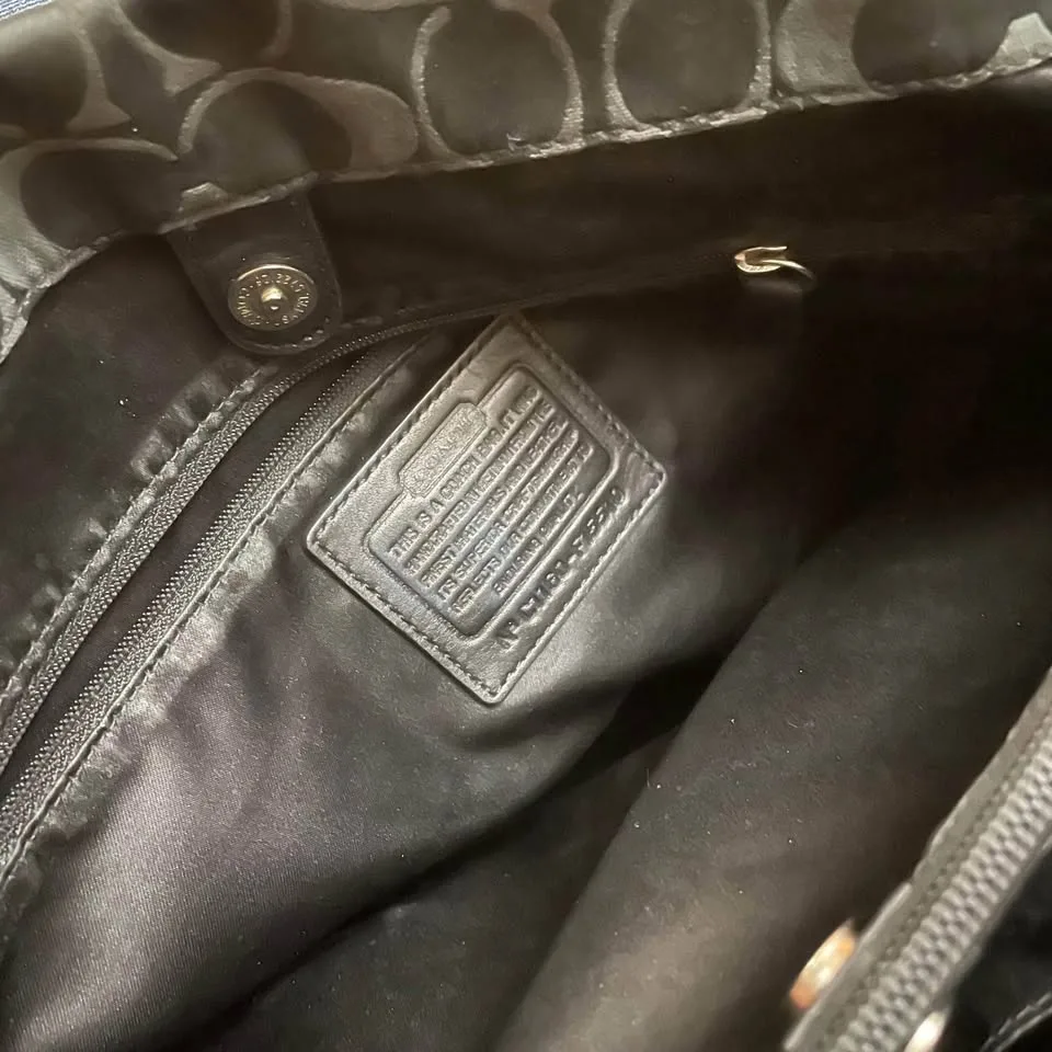 Coach Ashley Black Canvas Shoulder Bag image indicator(8)