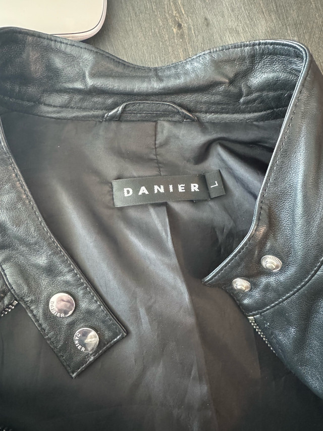 Women’s leather jacket - photo 3