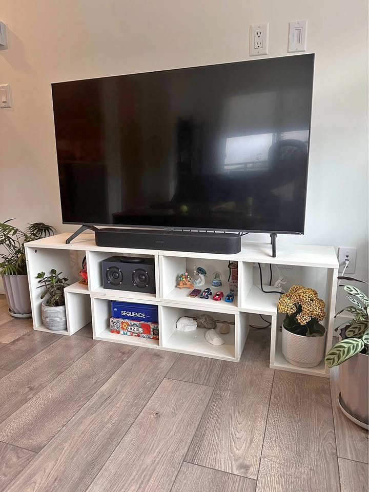 White 3 piece TV stand with combinations.