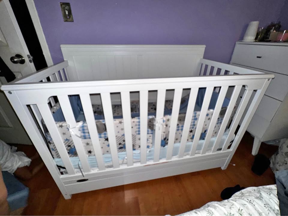 Graco Baby Crib PICK UP ONLY