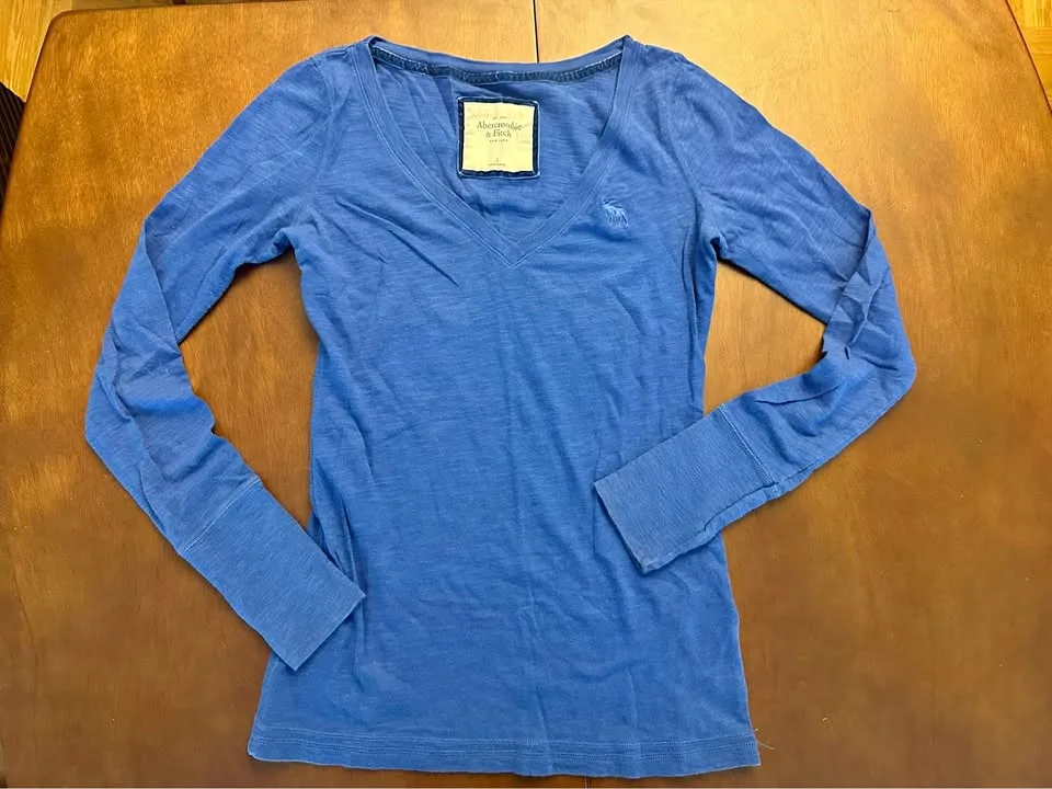 American eagle long sleeve thumbnail