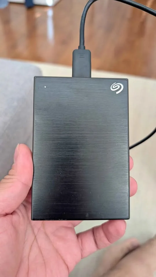 External hard drive Seagate 2 TB thumbnail
