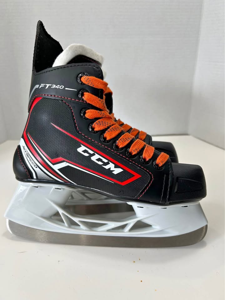 CCM Jetspeed FT340 Junior Hockey Skates size 2