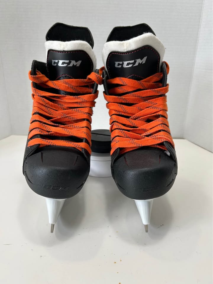CCM Jetspeed FT340 Junior Hockey Skates size 2 - photo 2