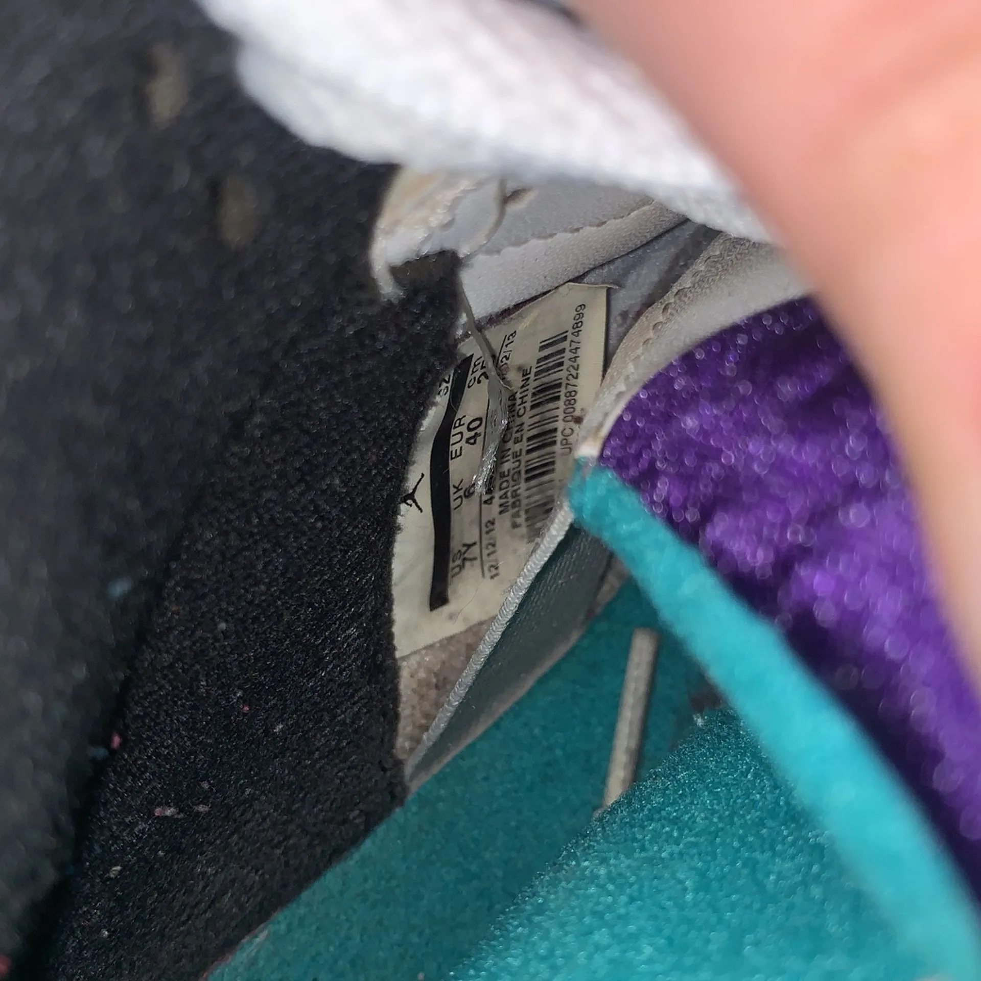 AIR JORDAN 5 WHITE GRAPE SIZE 7Y image indicator(5)