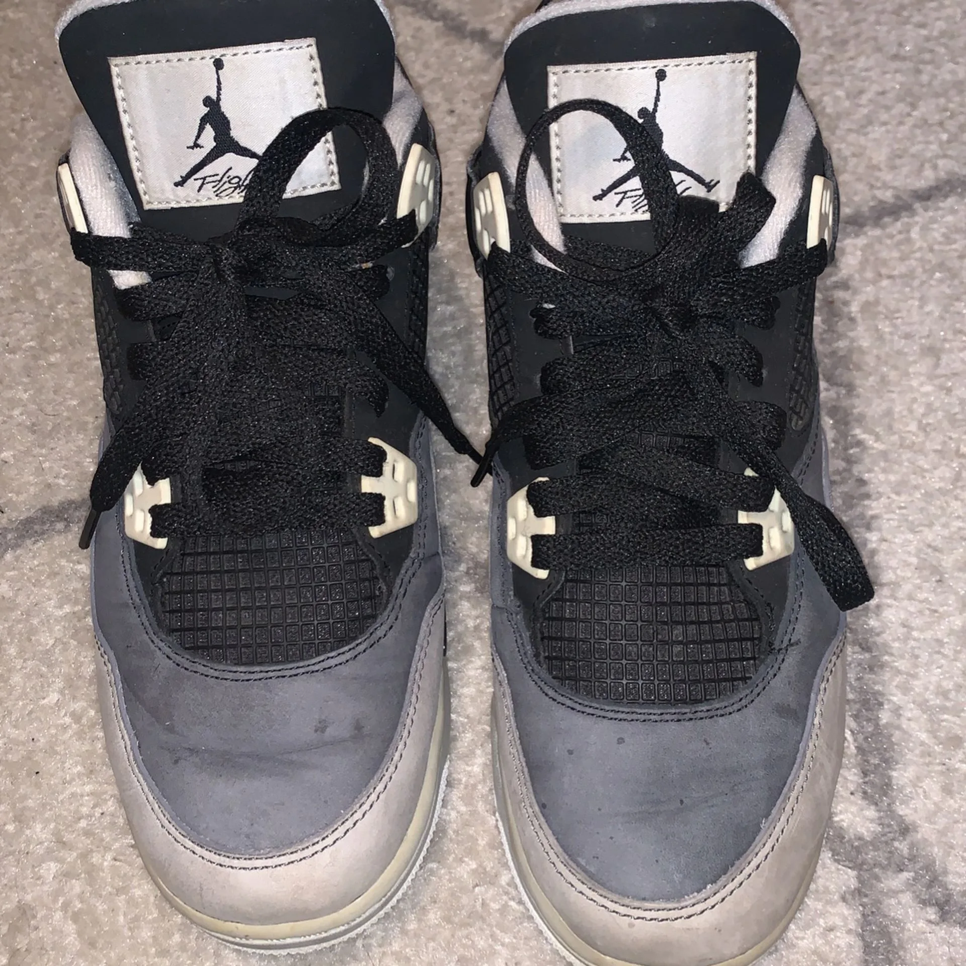 AIR JORDAN 4 FEAR SIZE 6.5Y image indicator(2)