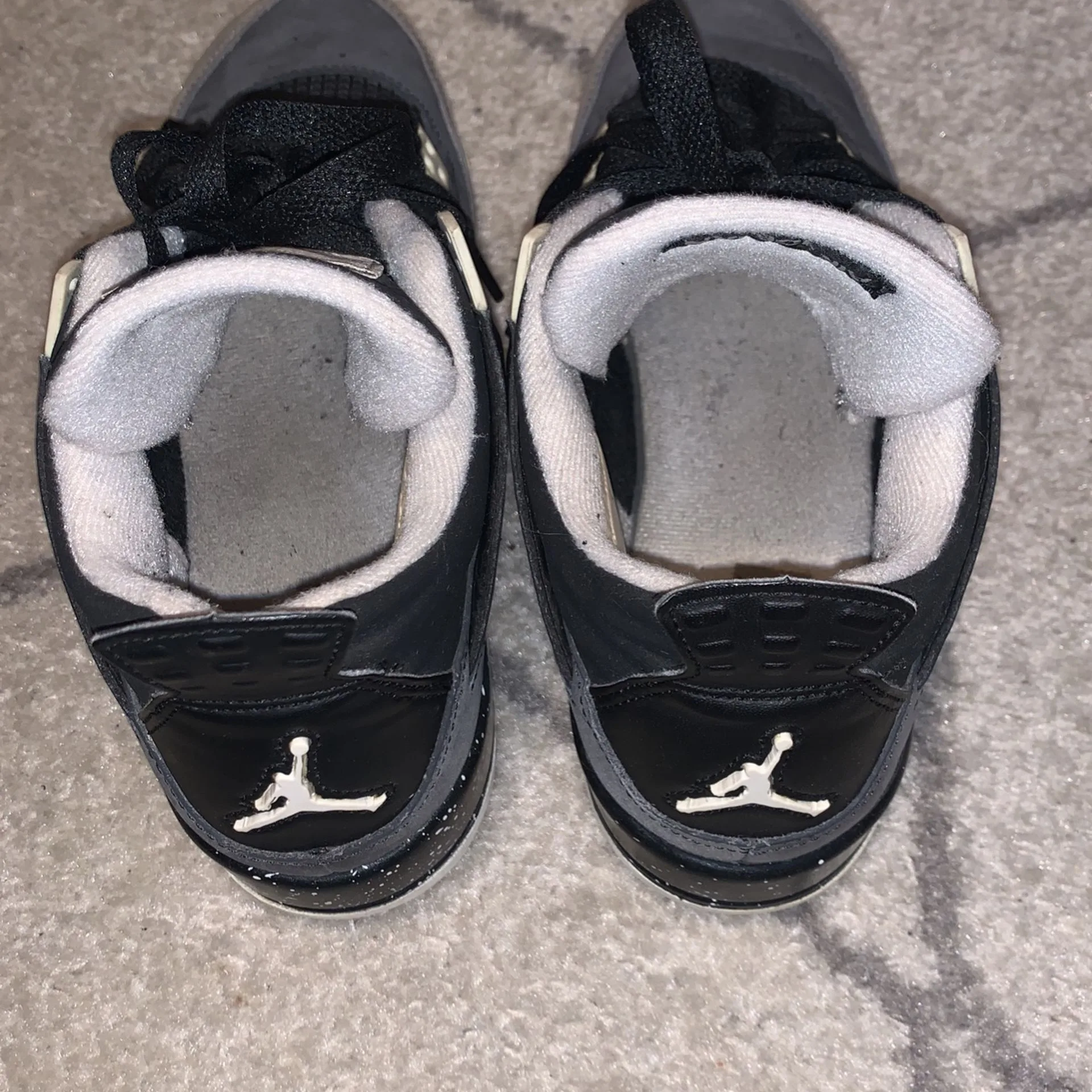 AIR JORDAN 4 FEAR SIZE 6.5Y image indicator(4)