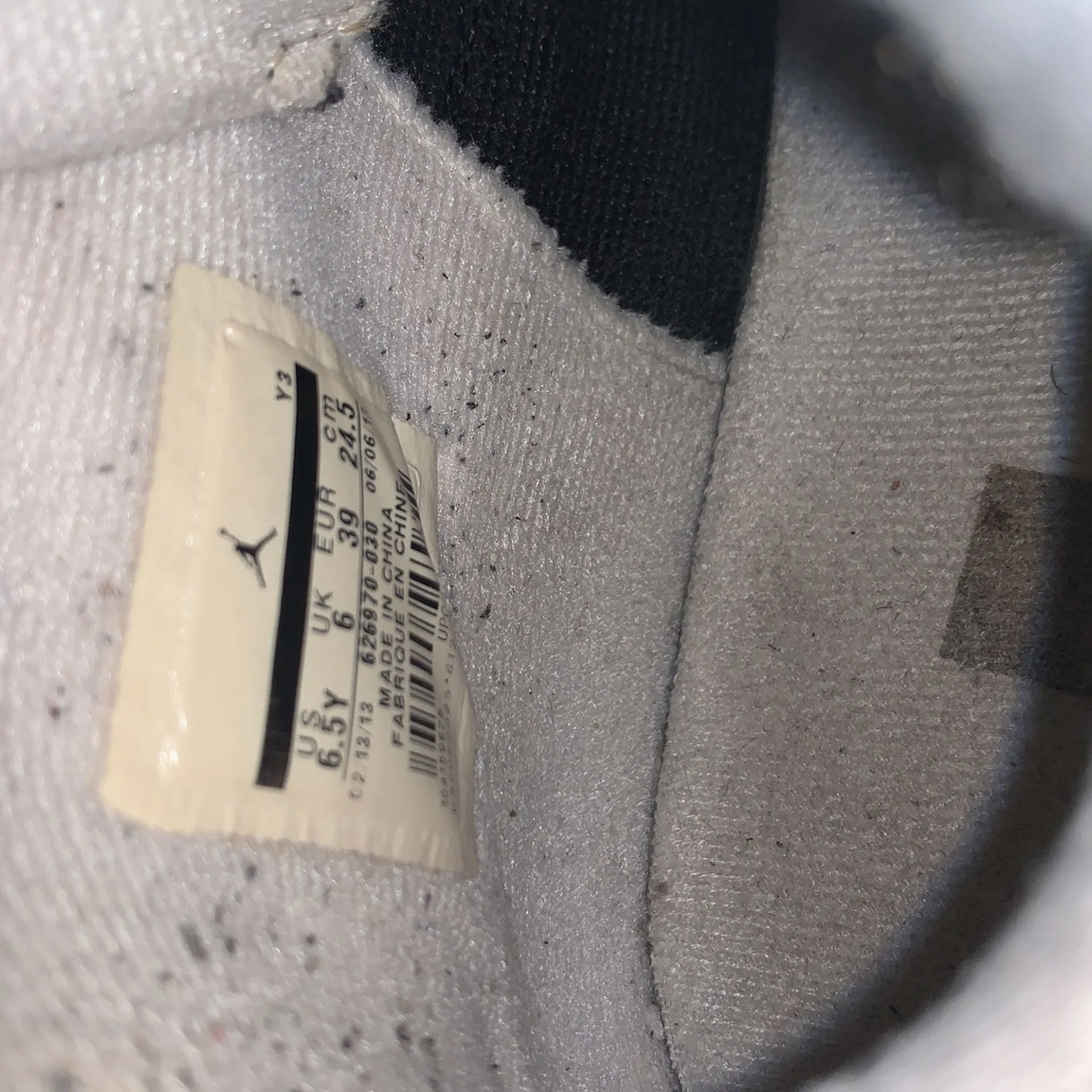 AIR JORDAN 4 FEAR SIZE 6.5Y image indicator(5)