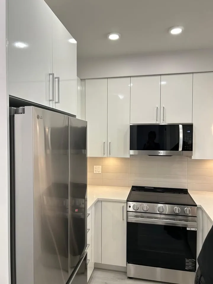 2 Beds 1 Bath Apartment image indicator(2)