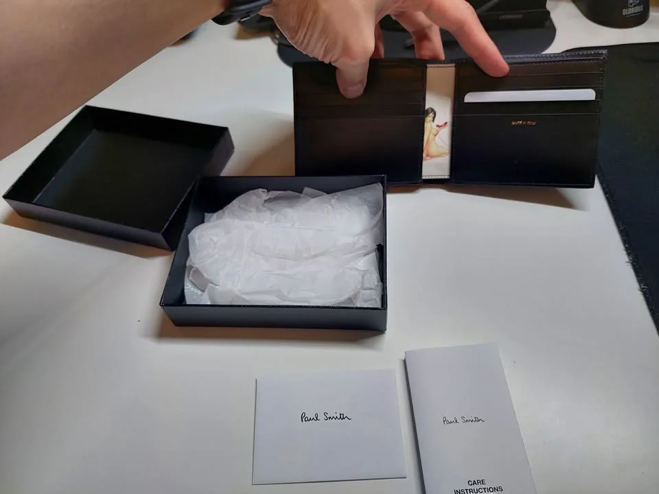 Paul Smith Leather 'Naked Lady' Wallet - Black image indicator(2)