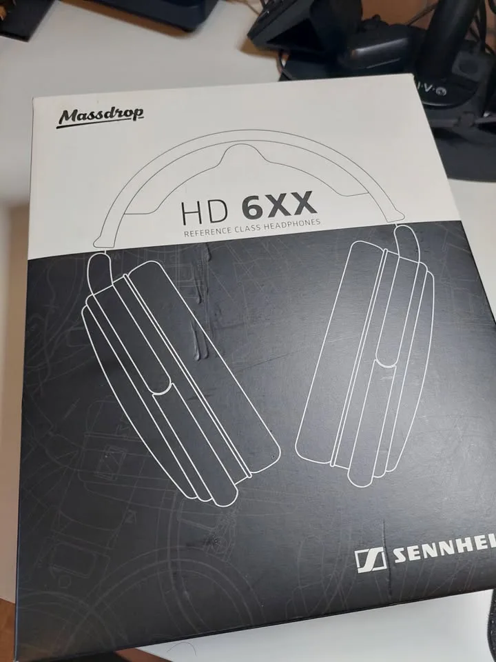 Sennheiser HD6XX image indicator(4)