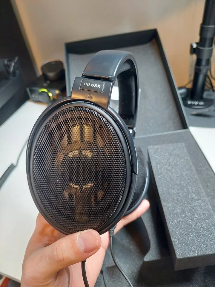 Sennheiser HD6XX image indicator(6)