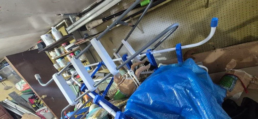 Used Pool Ladders thumbnail