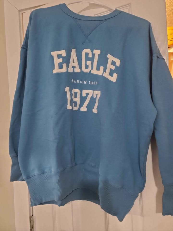 American eagle sweater and sweatshirt brand new - photo 2