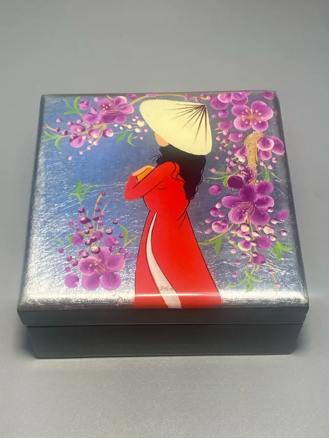Asian Trinket Box thumbnail