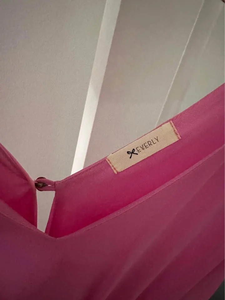 Pink high-low dress - size small image indicator(4)