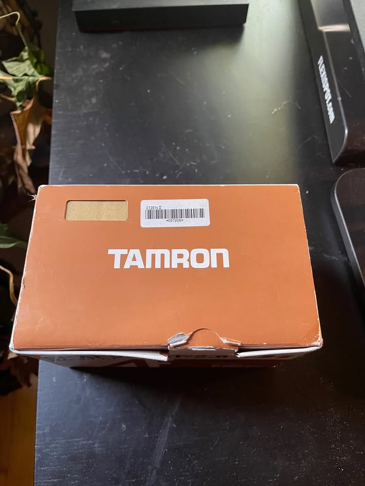 Tamron SP AF90mm f/2.8 Di 1:1 Macro Lens - photo 3