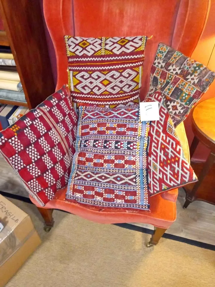 Beautiful imported Moroccan Pillows thumbnail