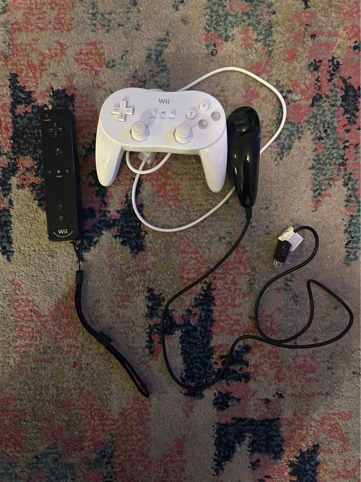Nintendo Wii console + 5 games - photo 5