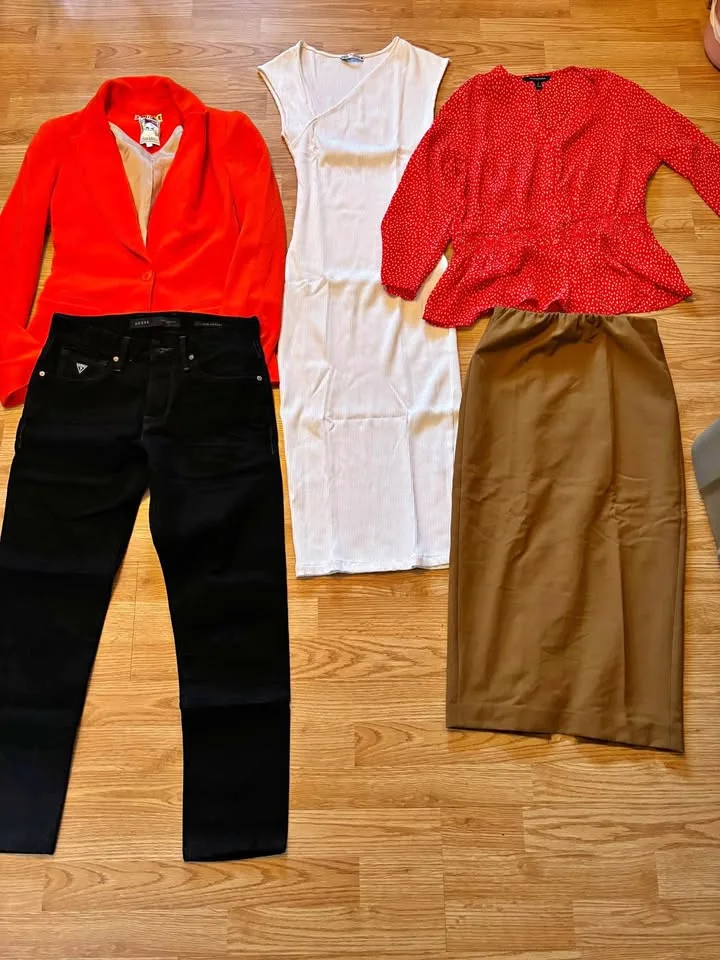 Women’s clothing lot-$10 for all thumbnail