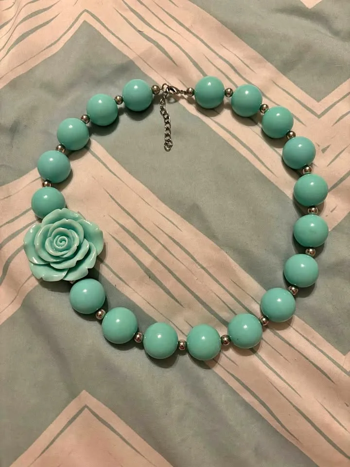 Large statement necklace-$10 thumbnail