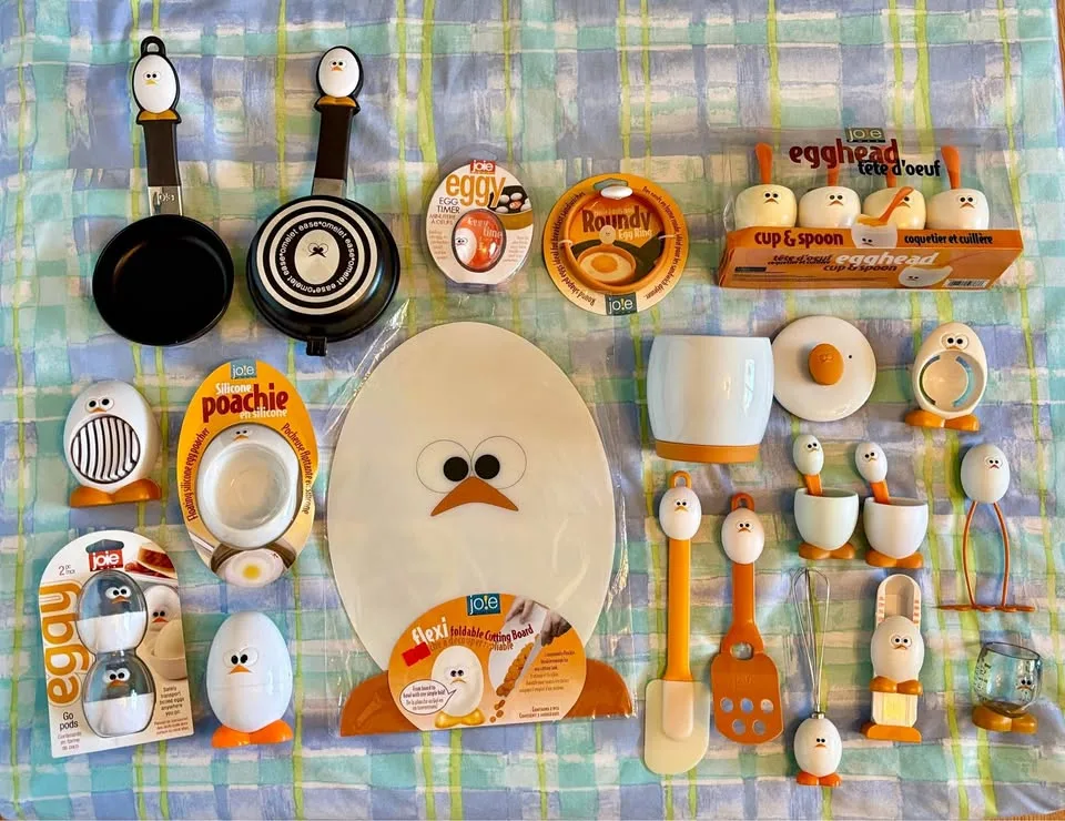 Collection of eggy kitchenware items-$30 final price thumbnail