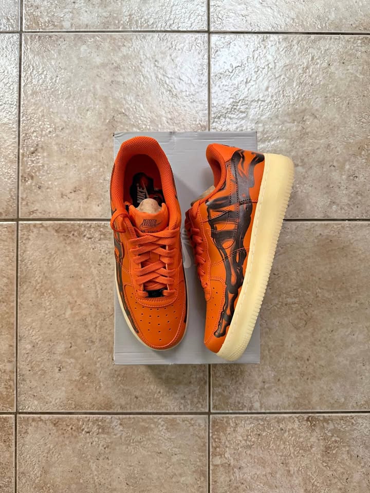 Nike AF1 Orange Skeleton Halloween DS