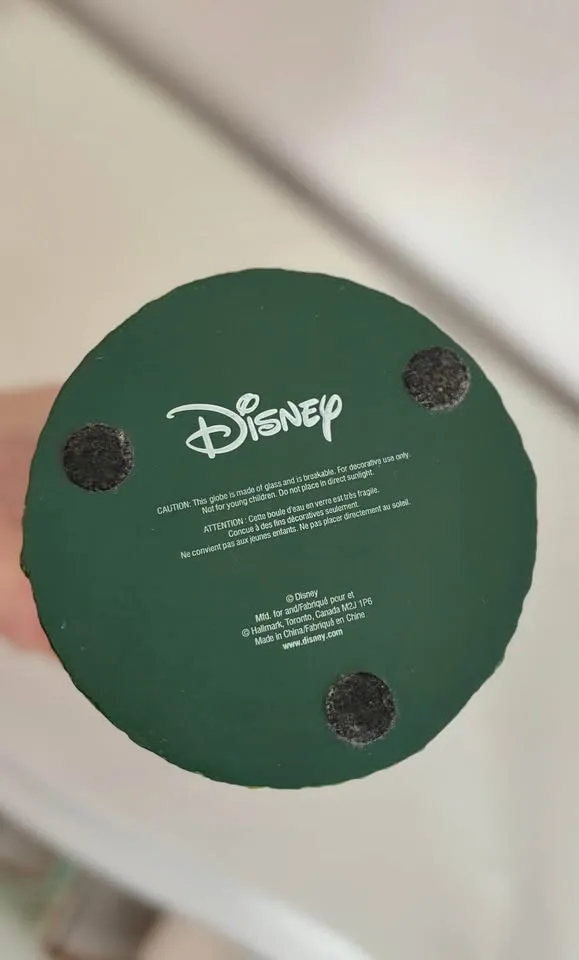 Hallmark Disney Princess Snow Globe image indicator(5)