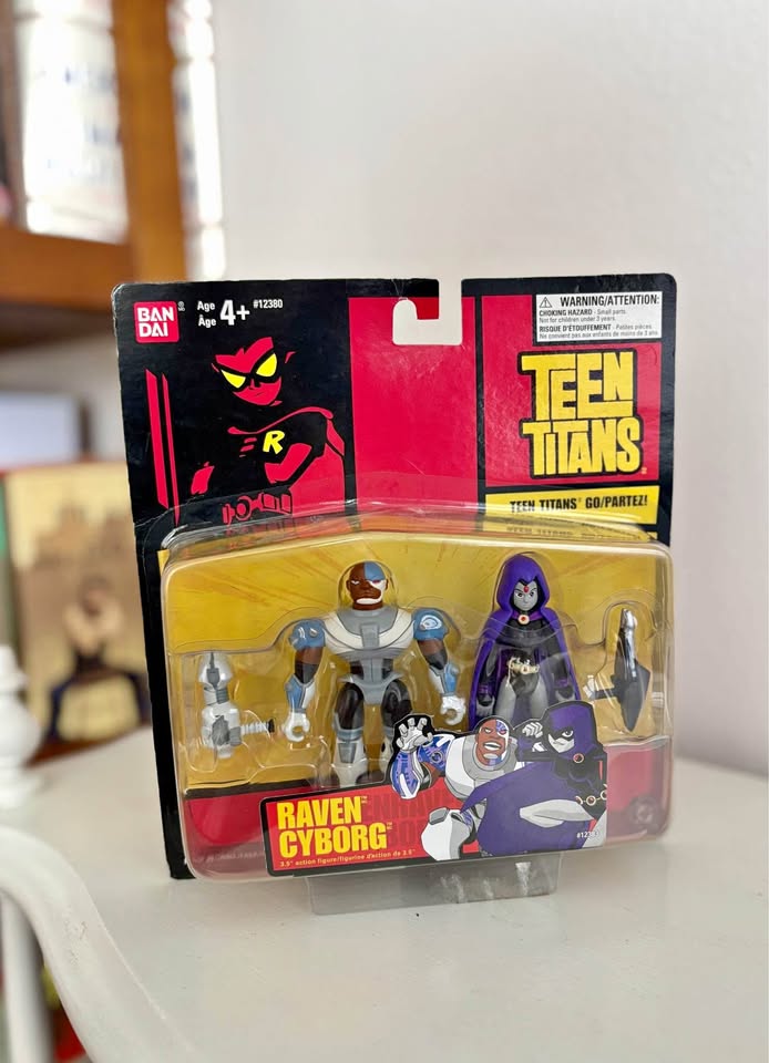 2003 Teen Titans GO! Raven & Cyborg Action Figures