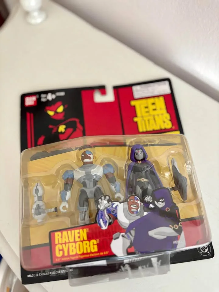 2003 Teen Titans GO! Raven & Cyborg Action Figures image indicator(3)