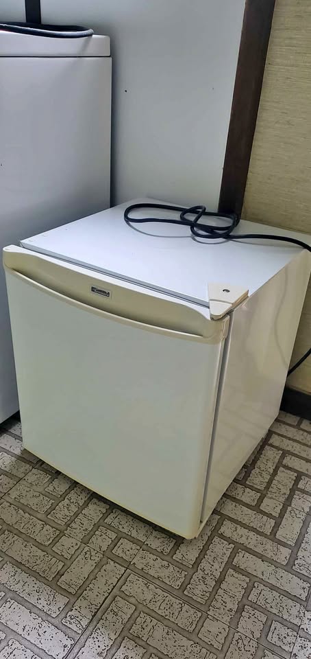 Mini Frigo Kenmore avec Bac à Glace - Kenmore Mini Fridge