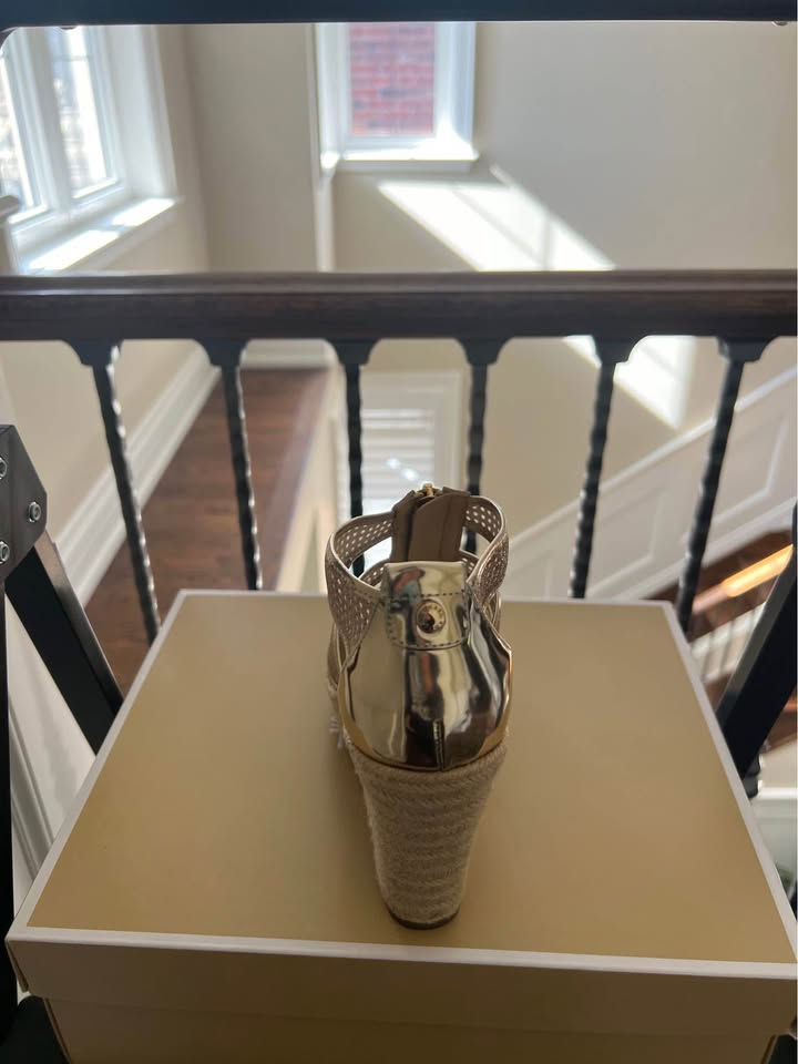 Michael Kors Damita Wedge - photo 2