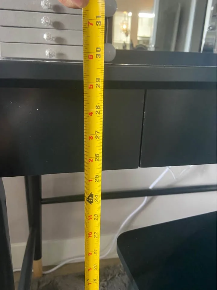 Vanity with lights image indicator(6)