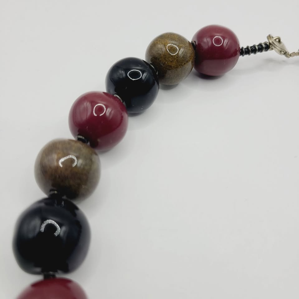 Handcrafted Resin Beaded Necklace MCM Glossy Spheres - photo 2