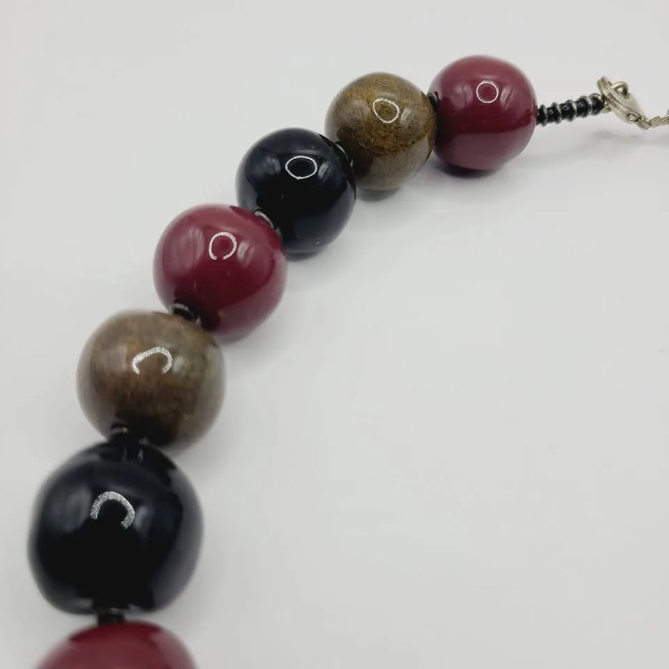 Handcrafted Resin Beaded Necklace MCM Glossy Spheres image indicator(2)